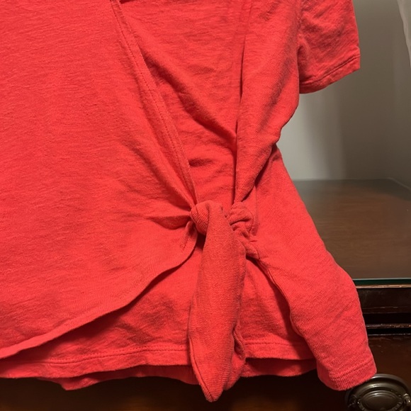 EUC Old Navy Women's Large Orange Faux Wrap Around Short Sleeve Top - Picture 4 of 6